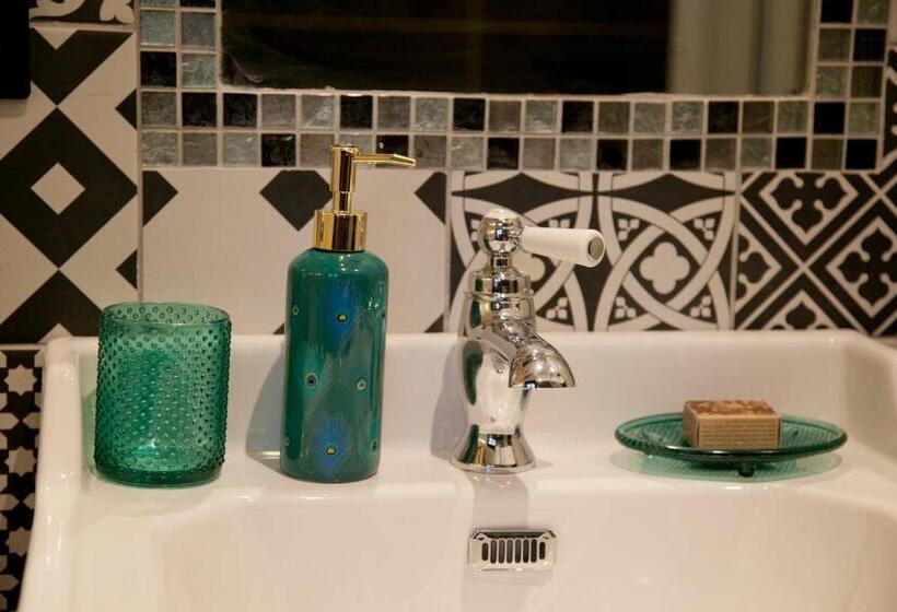 住宿加早餐  L Ancre Vive