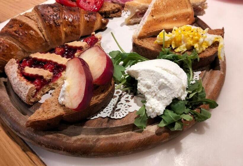 مبيت وإفطار La Corte Dei Cerri