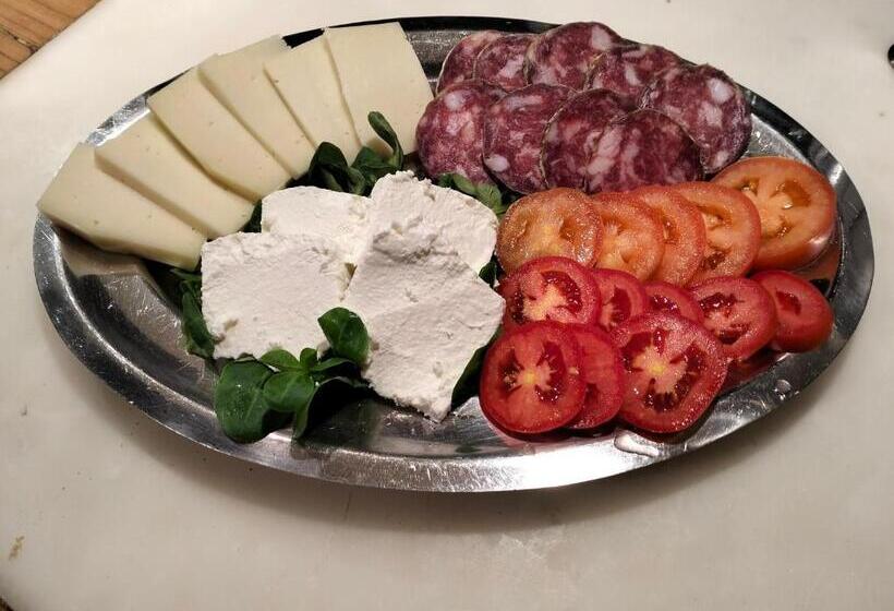 مبيت وإفطار La Corte Dei Cerri