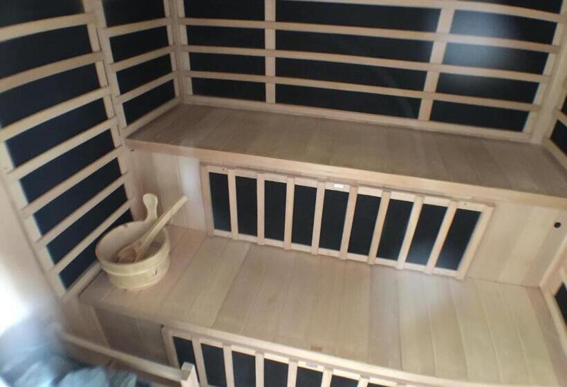 مبيت وإفطار Patavár Panzió étterem