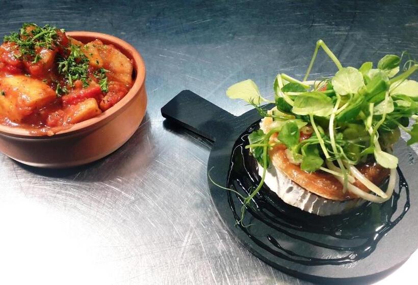 مبيت وإفطار The King & Queen