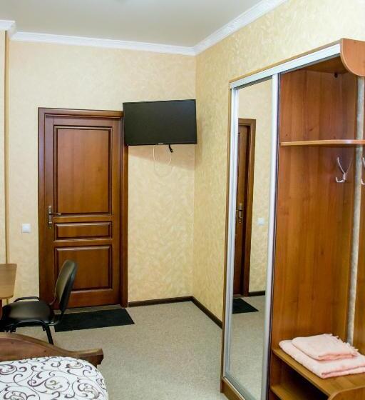 هتل готель гайсин ресторан