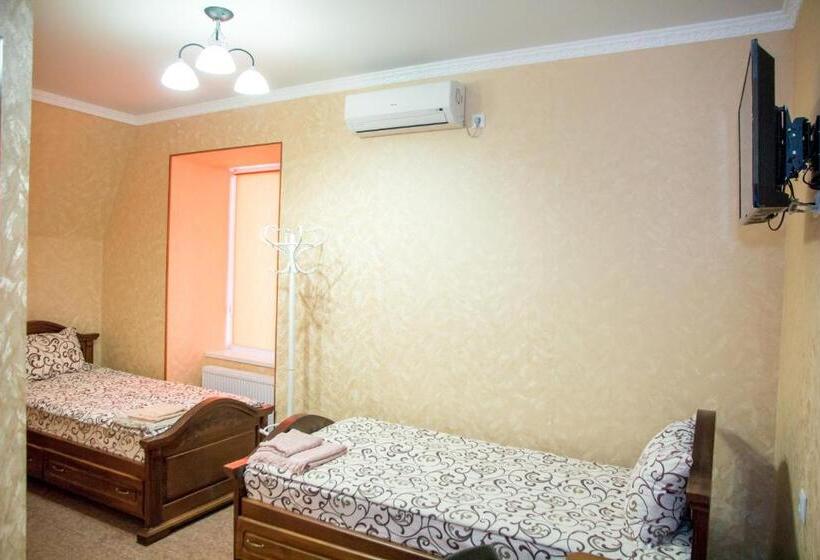 هتل готель гайсин ресторан