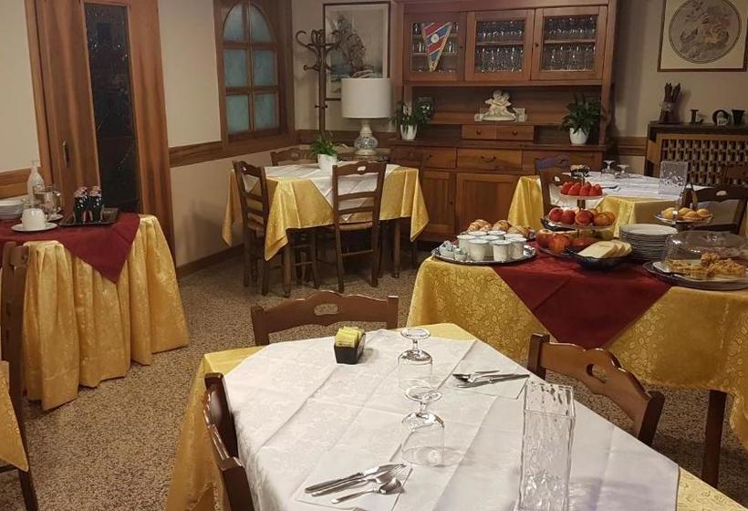 فندق Albergo Europa