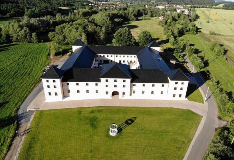 酒店 Château šanov