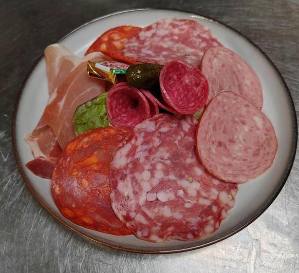 Отель Contact Hôtel Le Temps Perdu