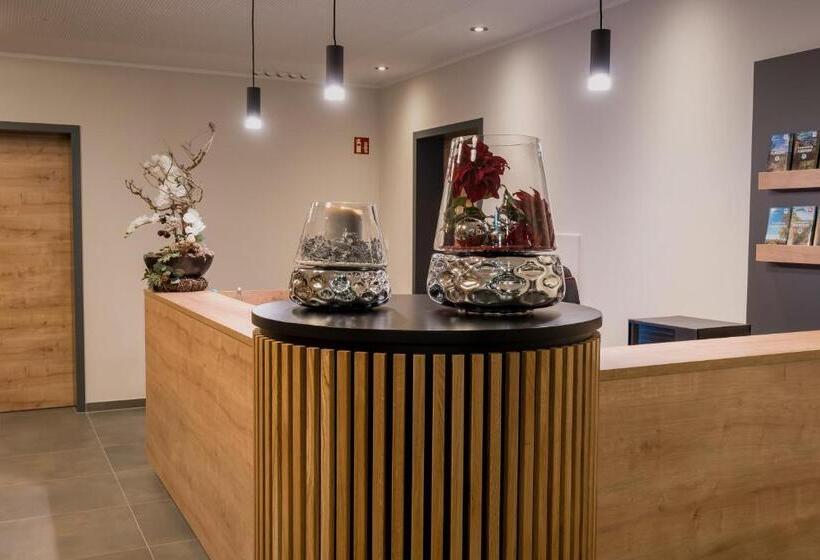 Отель Landgasthaus Standenhof