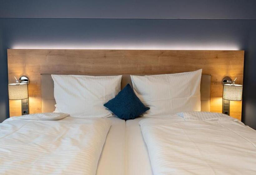 Отель Landgasthaus Standenhof