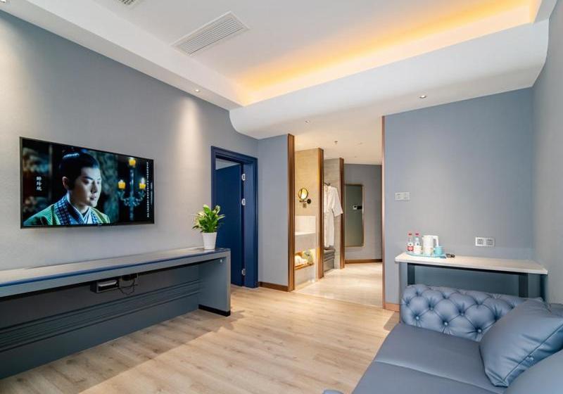 Lano Hotel Guizhou Qiannan Weng An Passenger Station