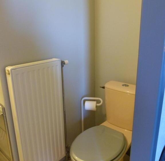 Отель Logis Hôtel Les Confins Du Perche