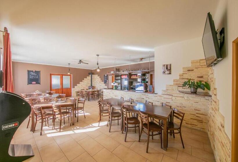 בית מלון כפרי Na Rybníčku Bohutín