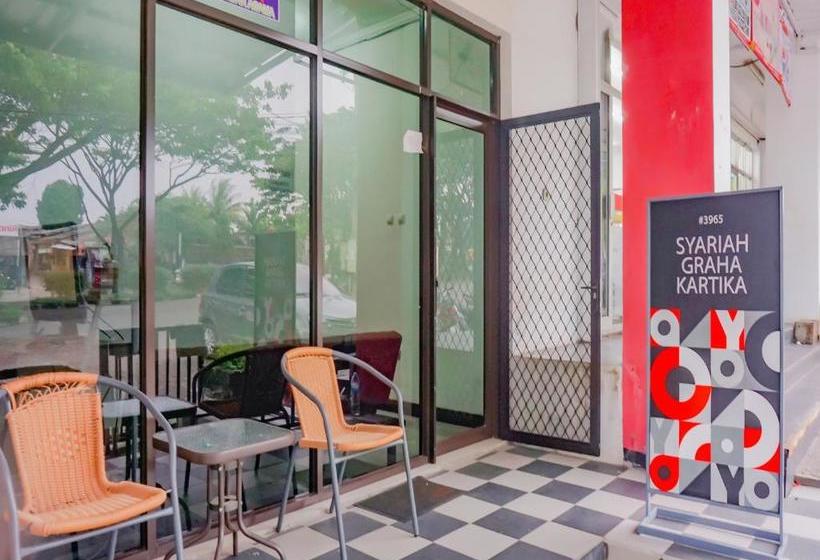 酒店 Oyo 3965 Syariah Graha Kartika