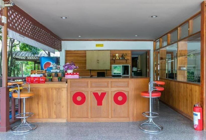 בית מלון כפרי Oyo 75317 Pintara Fahsai Resort