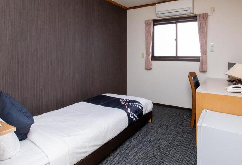 فندق Oyo Takahata Ekimae