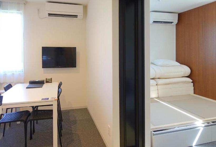 בית מלון כפרי R9 The Yard Isumi