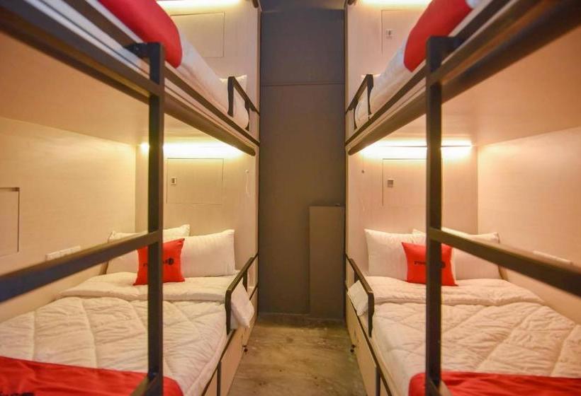 ホテル Reddoorz Hostel Syariah @ Peunayong Banda Aceh