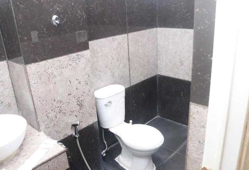 هتل Reddoorz Near Colgante Bridge Naga City