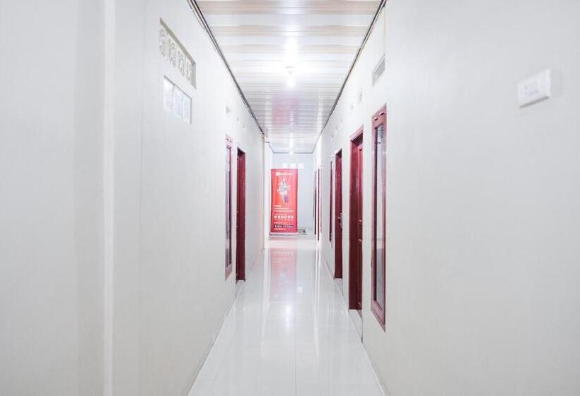 호텔 Reddoorz Near Jalan Perintis Kemerdekaan Lampung