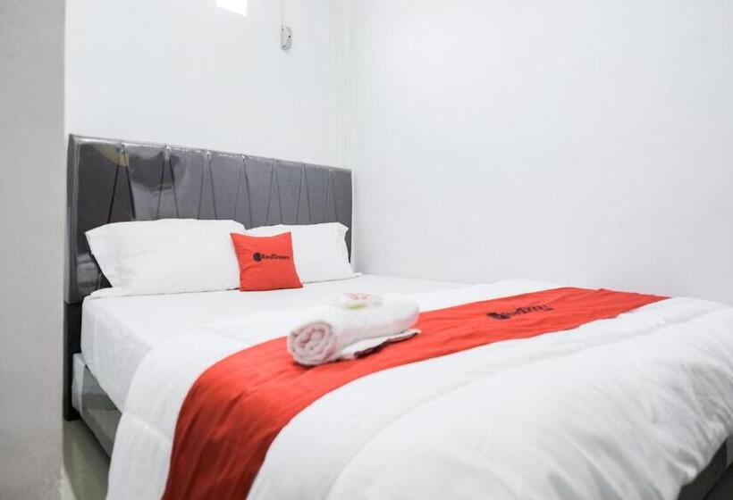 ホテル Reddoorz Near Jalan Perintis Kemerdekaan Lampung