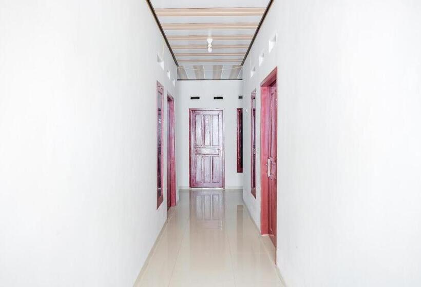 호텔 Reddoorz Near Jalan Perintis Kemerdekaan Lampung