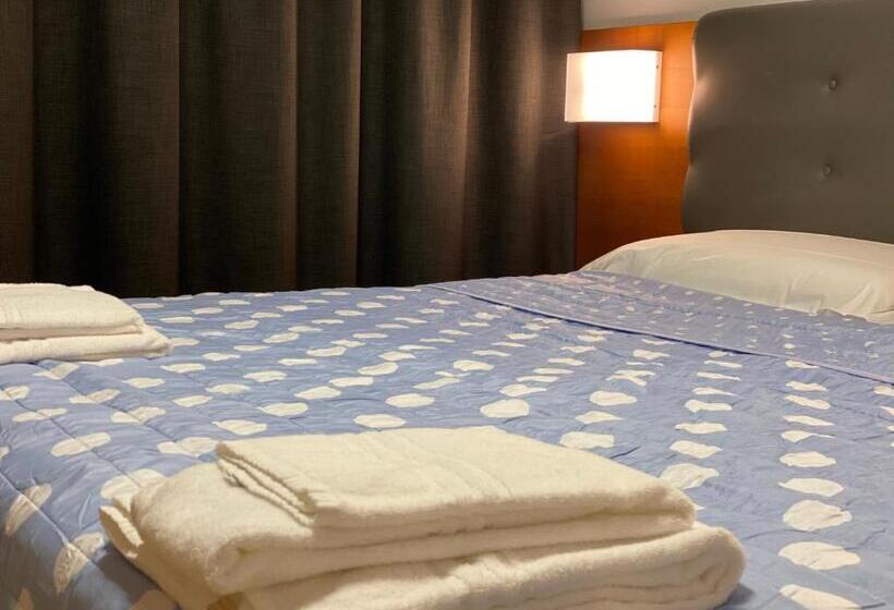 בית מלון כפרי Riviera