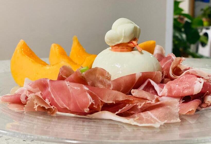 בית מלון כפרי Riviera