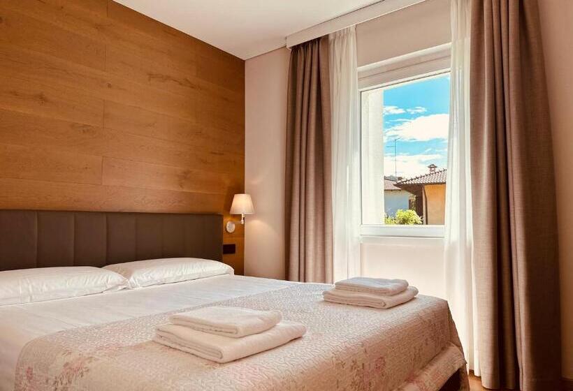 בית מלון כפרי Riviera