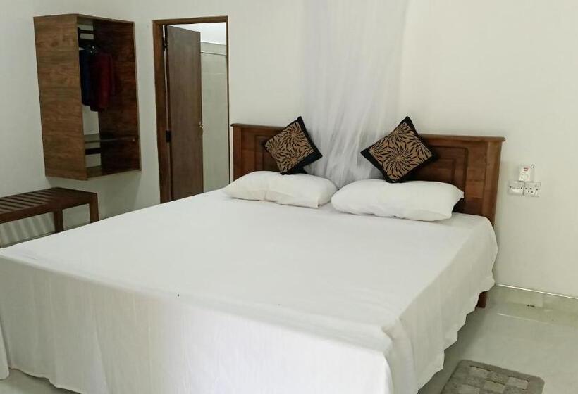 בית מלון כפרי Sigiri Suncap Cottage