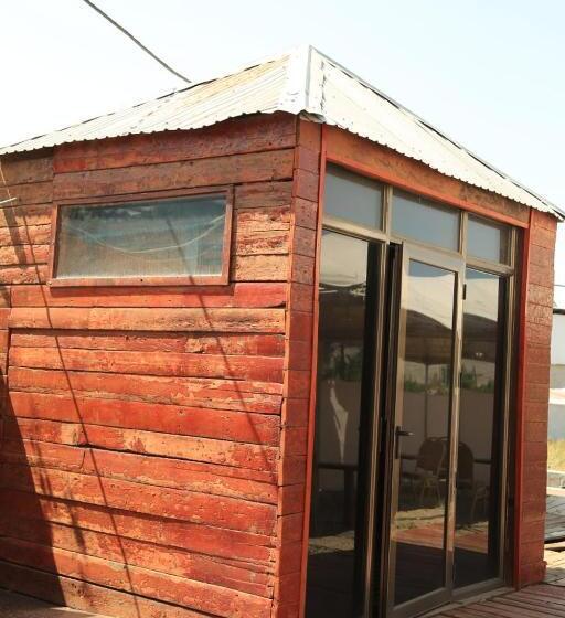 בית מלון כפרי Sultan Kyzyl Kia