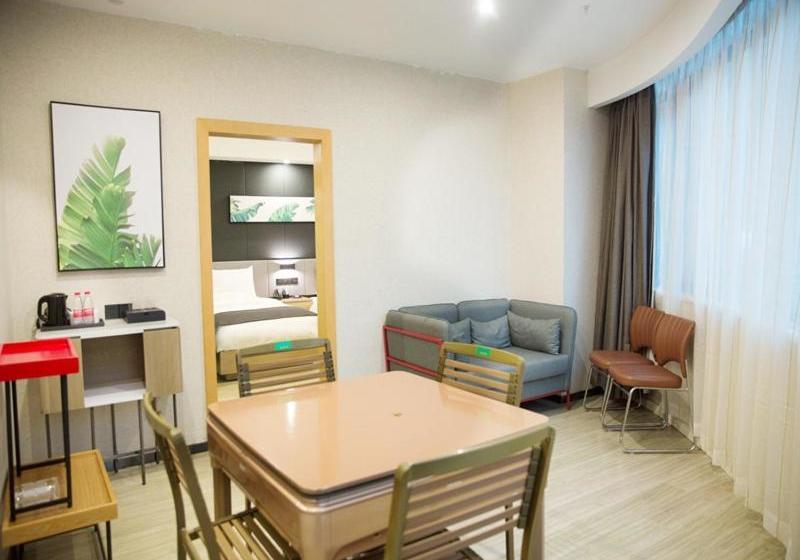 בית מלון כפרי Up And In Guizhou Qian Southwest Xingyi City Mengle City