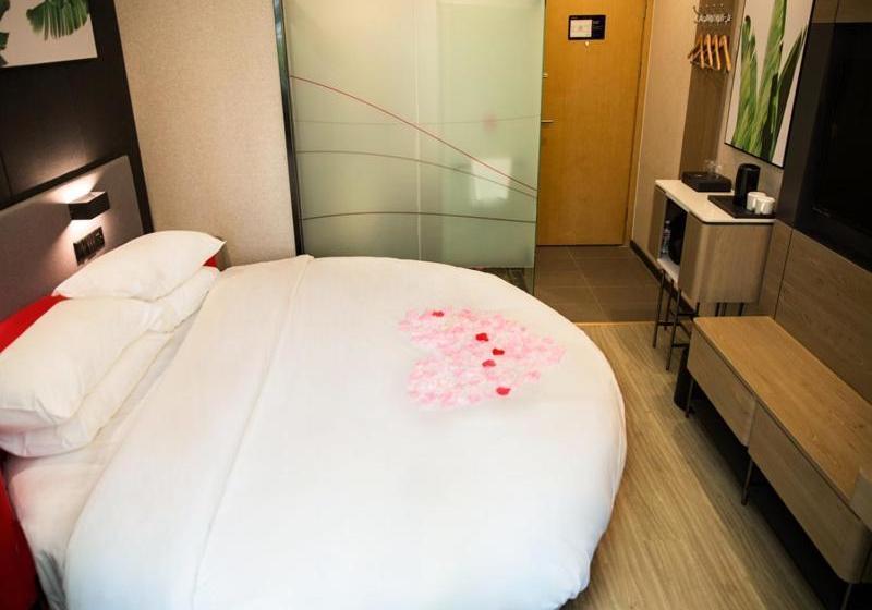 בית מלון כפרי Up And In Guizhou Qian Southwest Xingyi City Mengle City