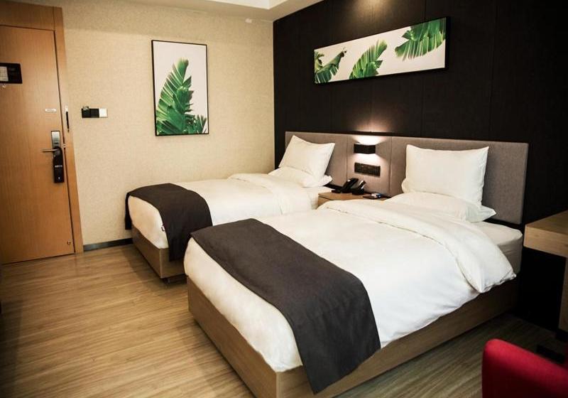 בית מלון כפרי Up And In Guizhou Qian Southwest Xingyi City Mengle City