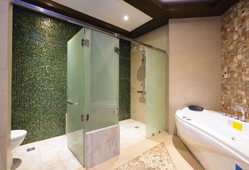 Japi Traveller S Hotel & Restaurant   Main