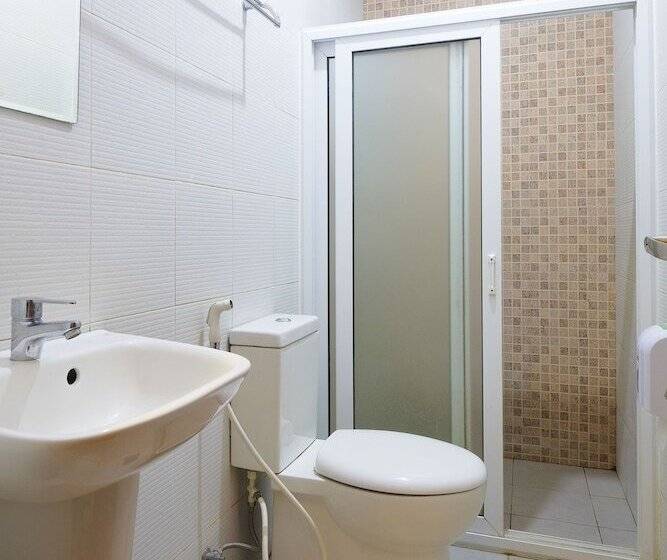 Japi Traveller S Hotel & Restaurant   Main