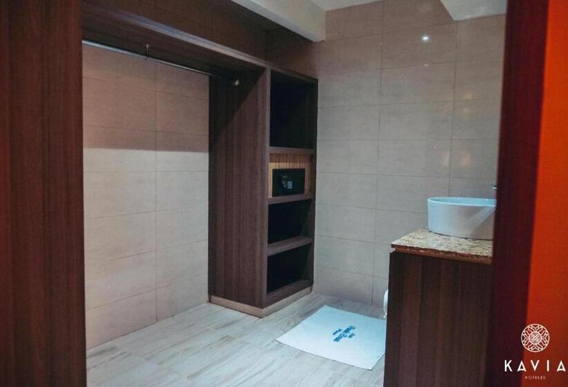 Kavia Meoqui Hotel & Suites