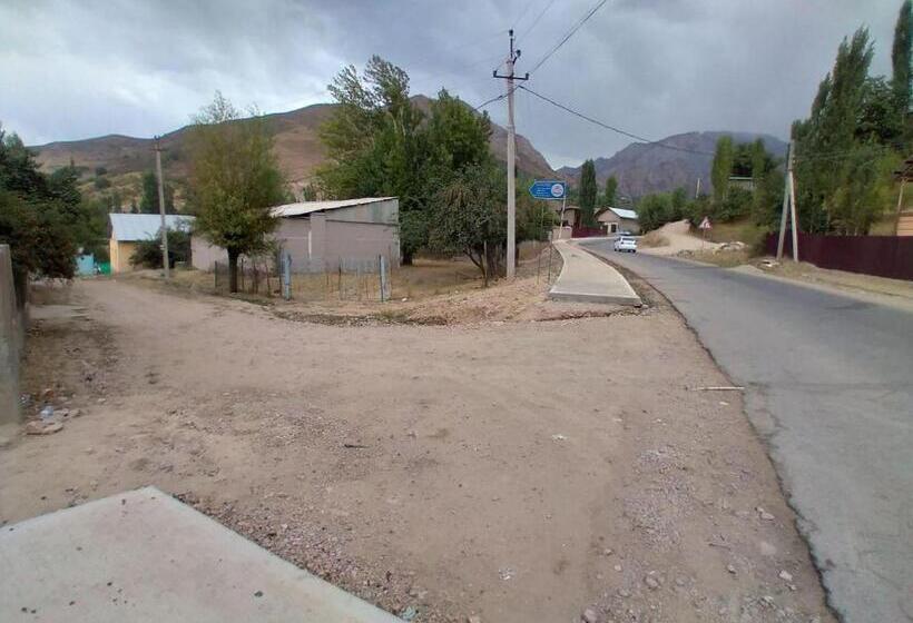 بنسيون зона отдых Apachi в горах чимган