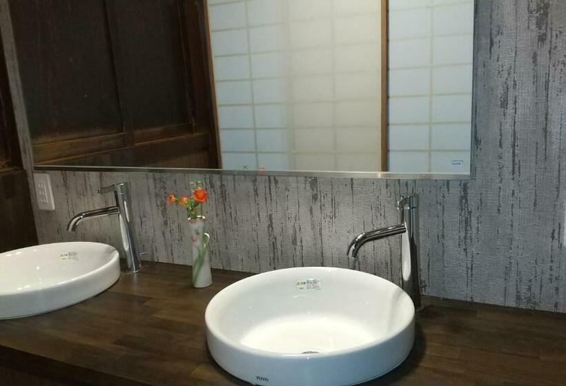 Pensionat 築100年の宿【はぶの家】