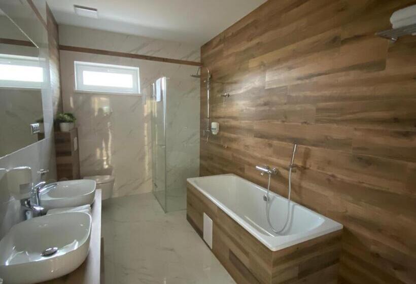 ペンション Harmónia Ostratice