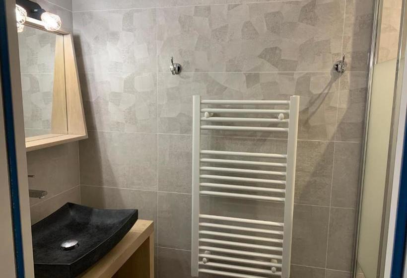 펜션 Gîtes Du Domaine D Auxonnettes L&j Evenements