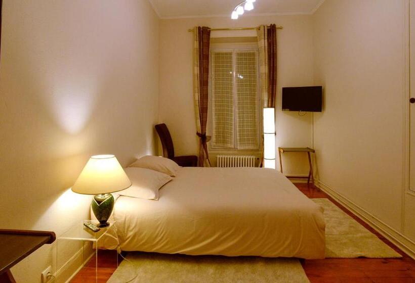 膳宿费 Gîtes Du Domaine D Auxonnettes L&j Evenements