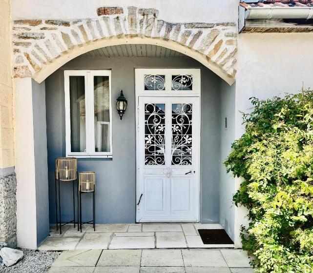 פנסיון La Marelle