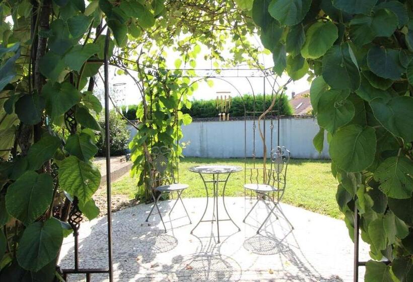 פנסיון La Marelle