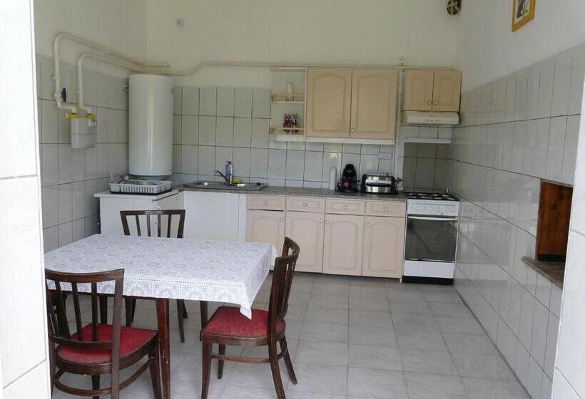 بنسيون Mi Ri Balance Vendégház