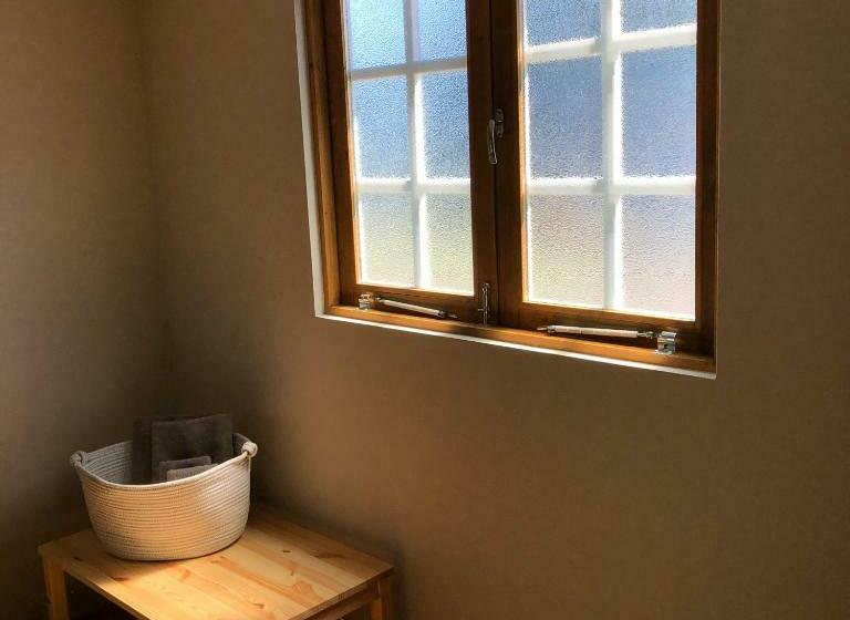 بنسيون The Room