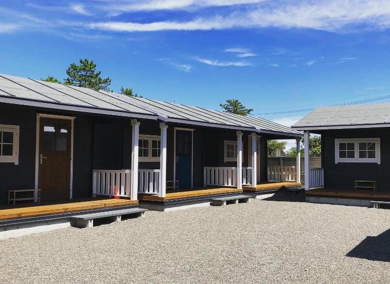 بنسيون The Room