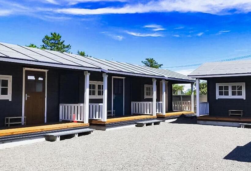 بنسيون The Room