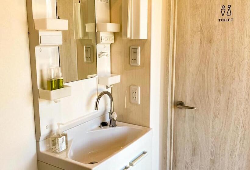 بنسيون The Room