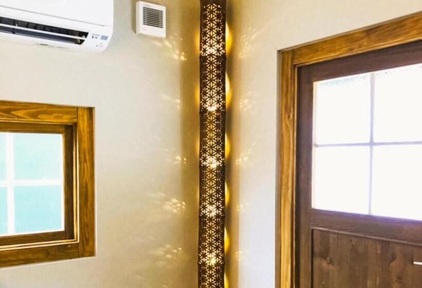 بنسيون The Room