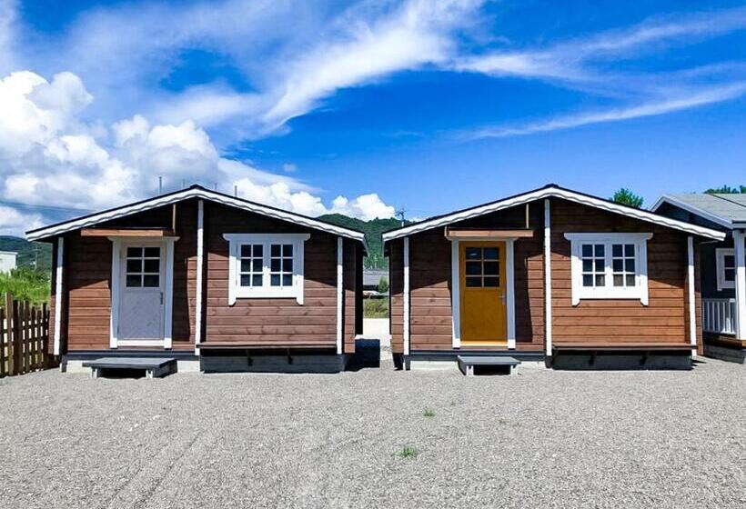 بنسيون The Room