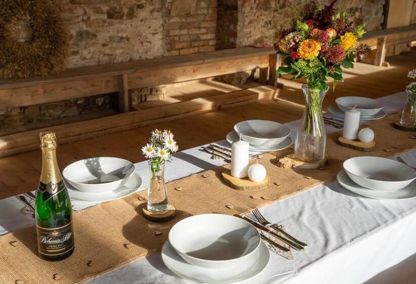 بنسيون Zámeček Waldsteinovo Zátiší